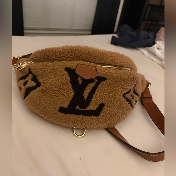Brown Shepra Fanny Pack - Picture 1 of 5